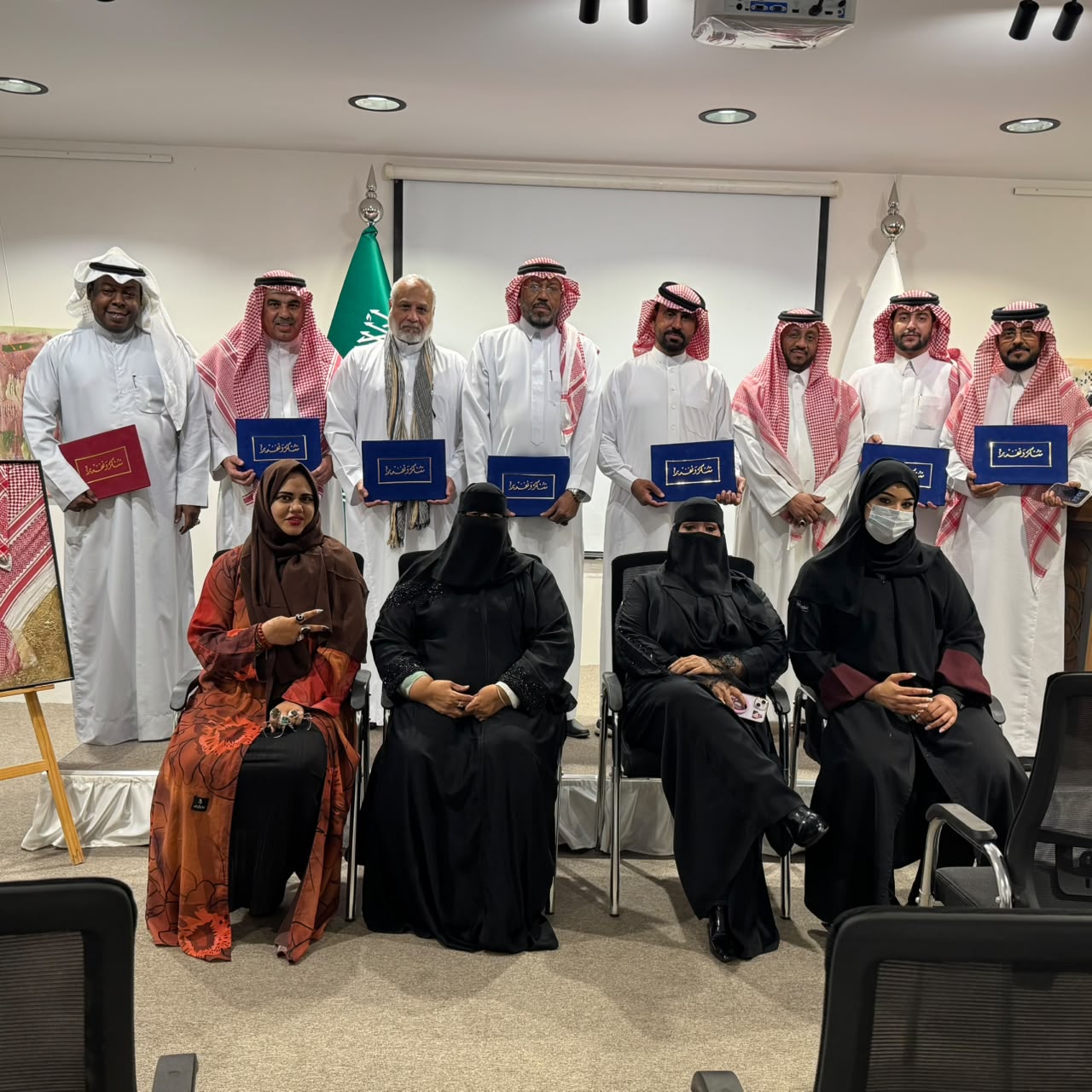 أمسية ثقافية استضافها مركز ينير الكون